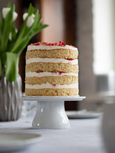 Lade das Bild in den Galerie-Viewer, Backbox Beeren-Frischkäse-Torte (Naked Cake)